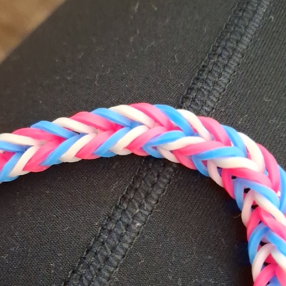 Women's Stretchy Pink, Blue & White Rainbow Loom Style Bracelet - Picture 3 of 3
